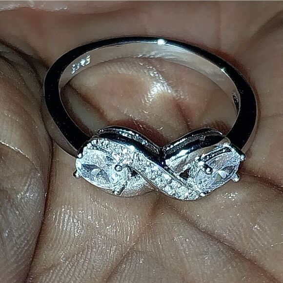 S925 Elegant Silver Infinity Ring Sz 9 - Picture 8 of 9